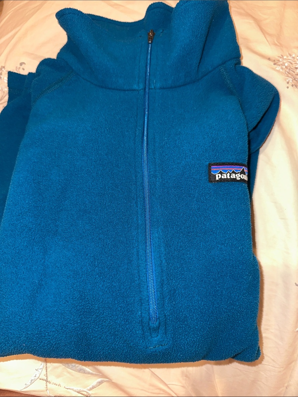 Patagonia women’s Teal Blue Half-Zip Fleece Pullover Large